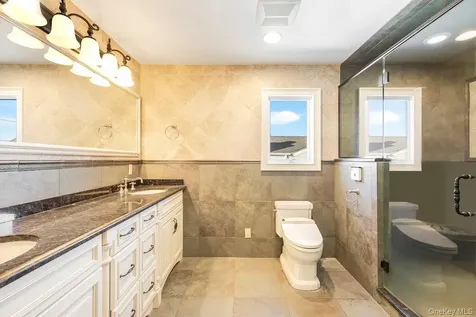 2904 Riverside Drive Wantagh NY 11793