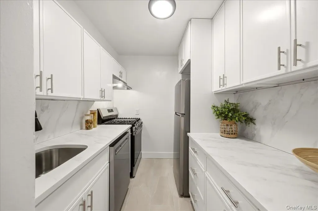 610 Waring Avenue Bronx NY 10467