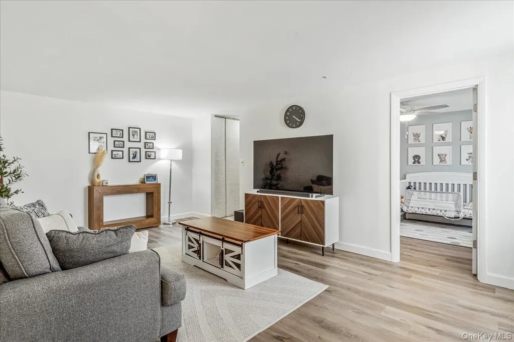 199 Skyline Drive Coram NY 11727