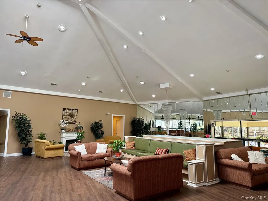 199 Skyline Drive Coram NY 11727