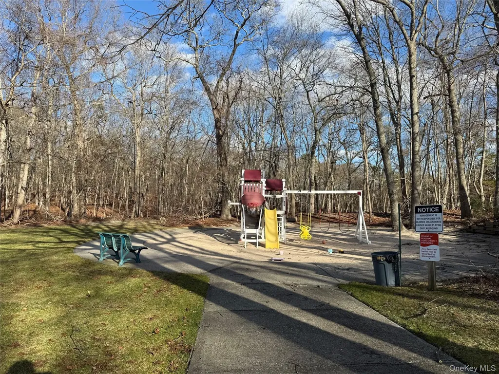 199 Skyline Drive Coram NY 11727