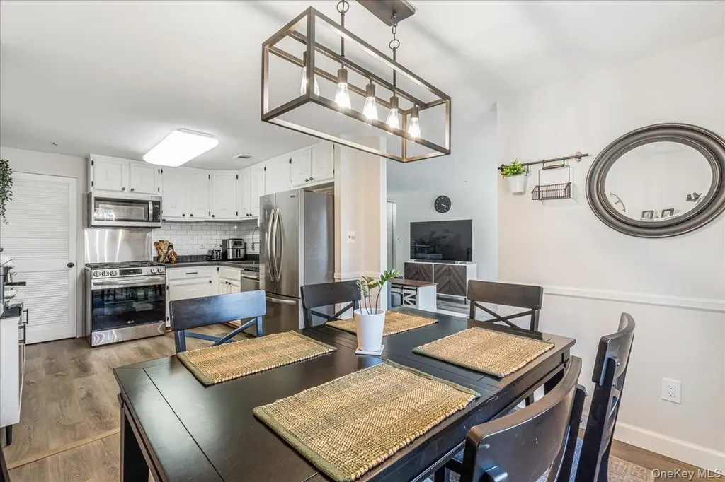 199 Skyline Drive Coram NY 11727