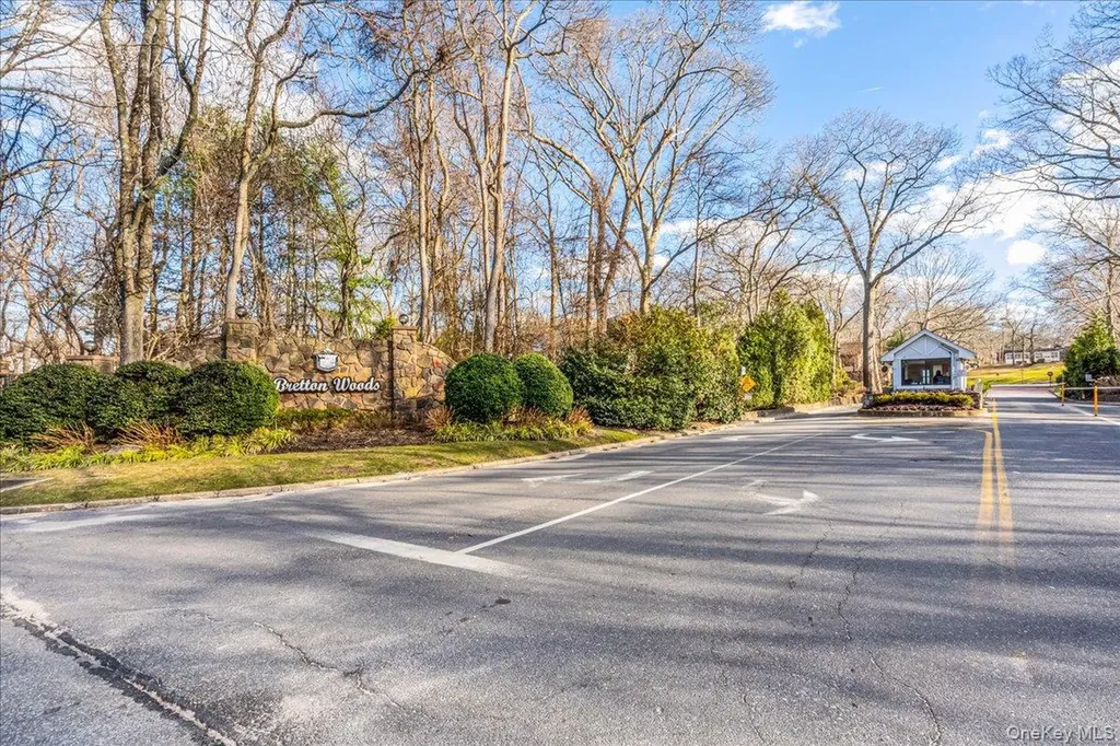 199 Skyline Drive Coram NY 11727