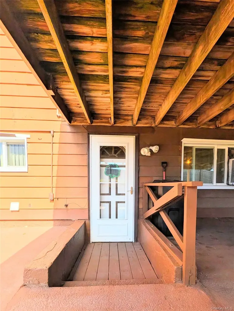 50 Sunburst Drive Deer Park NY 11729
