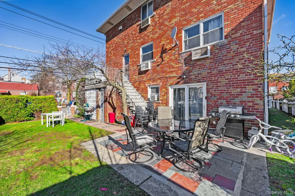 124 Scott Avenue Yonkers NY 10704