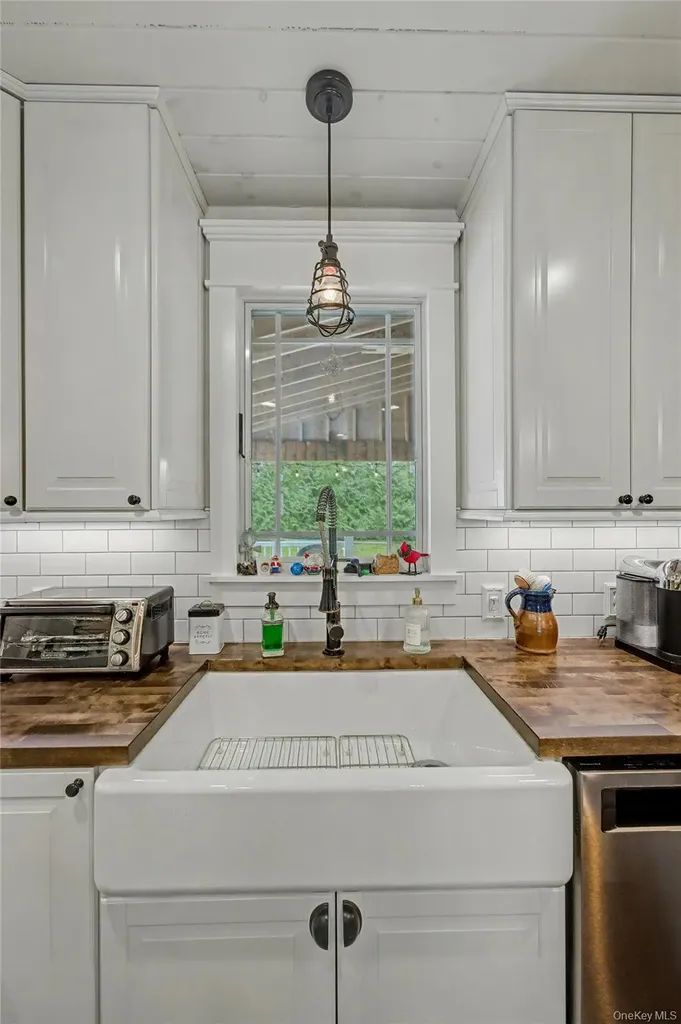 9 Boxwood Drive Kings Park NY 11754