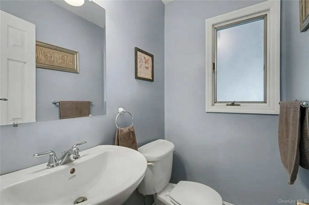 9 Boxwood Drive Kings Park NY 11754