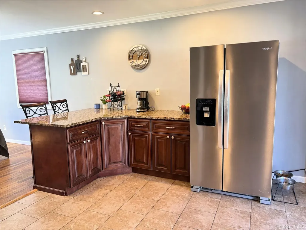 23 Kime Avenue North Babylon NY 11703