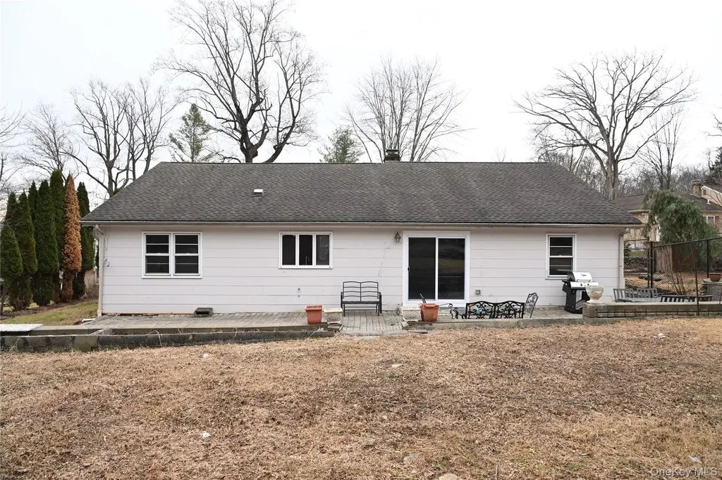 94 Baldwin Lane Mahopac NY 10541