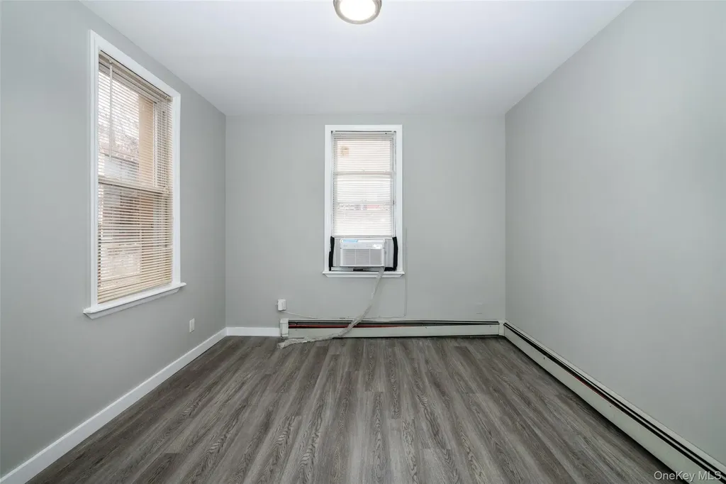 299 E Third Street Mount Vernon NY 10553