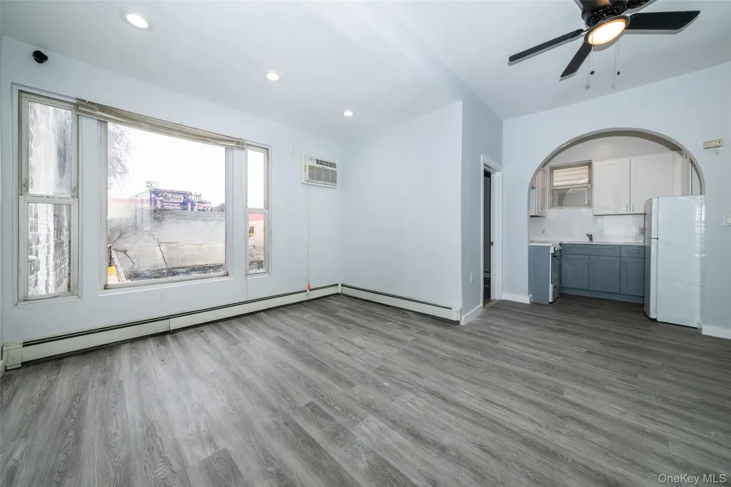 299 E Third Street Mount Vernon NY 10553