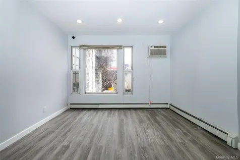 299 E Third Street Mount Vernon NY 10553