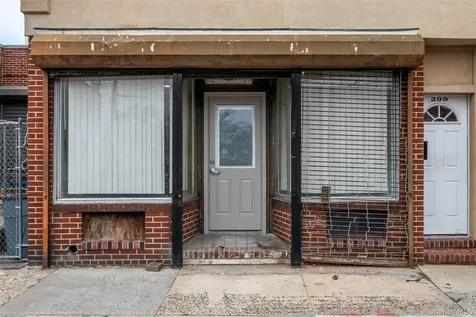 299 E Third Street Mount Vernon NY 10553