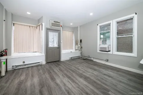 299 E Third Street Mount Vernon NY 10553