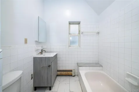 299 E Third Street Mount Vernon NY 10553