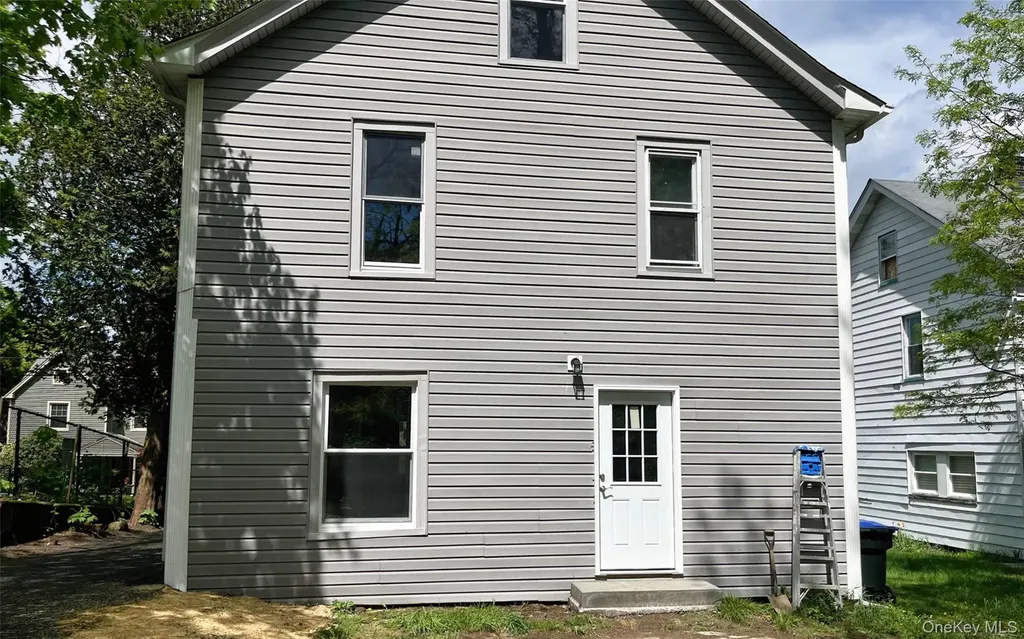 74 Gladstone Avenue Walden NY 12586