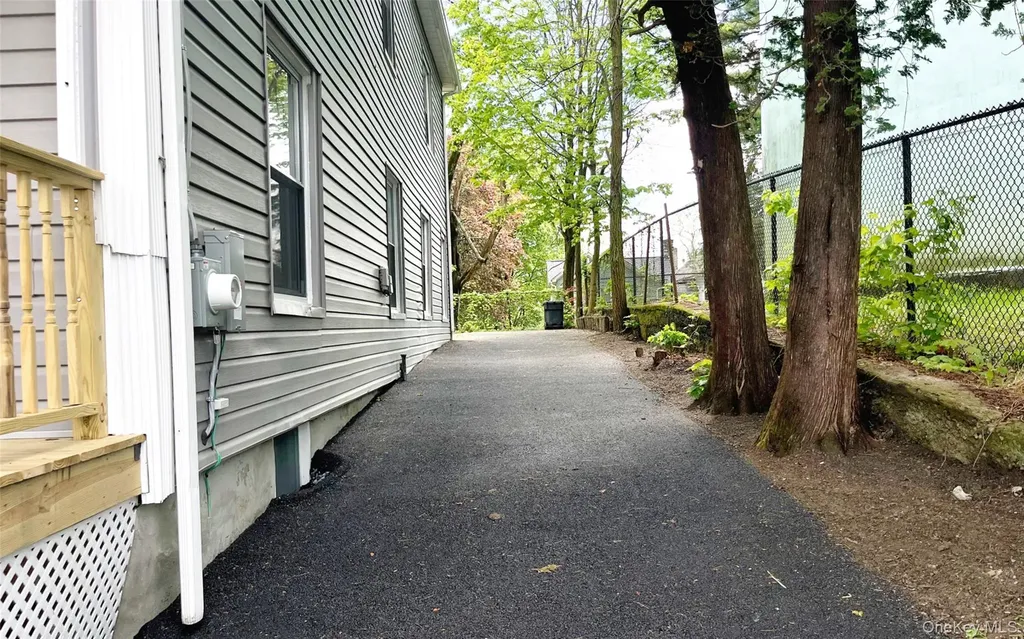 74 Gladstone Avenue Walden NY 12586