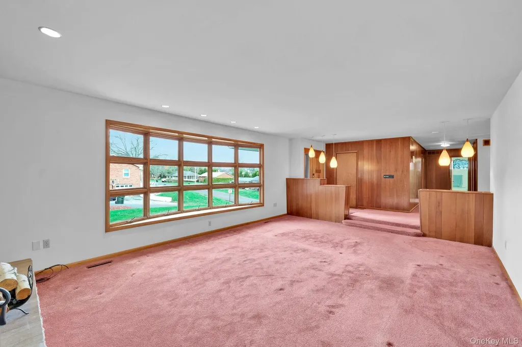 4 Oak Street Chester NY 10918