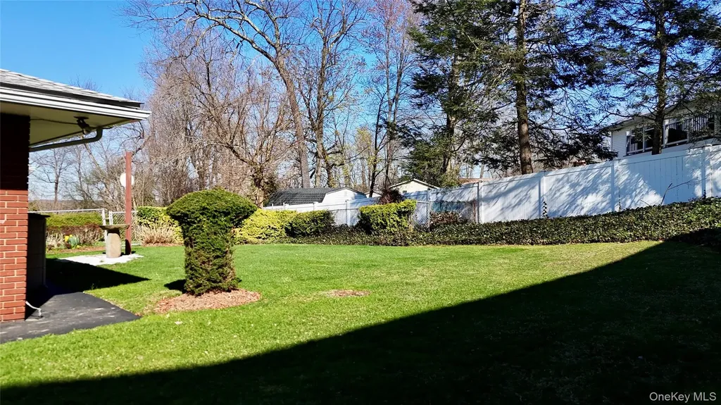 4 Oak Street Chester NY 10918