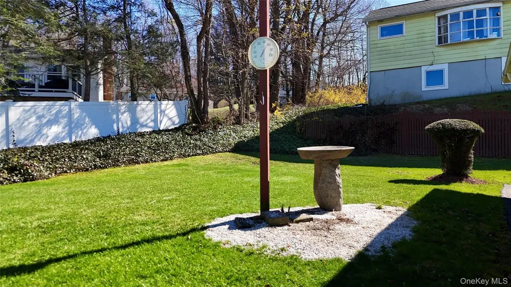 4 Oak Street Chester NY 10918