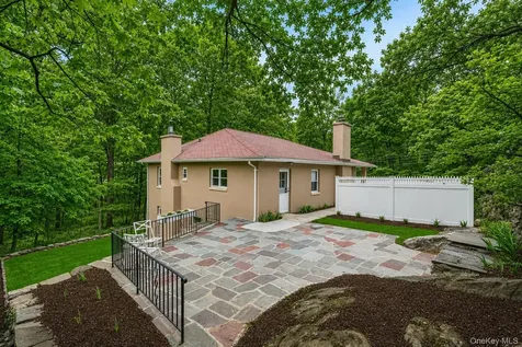 20 Ravensdale Road Hastings-on-hudson NY 10706