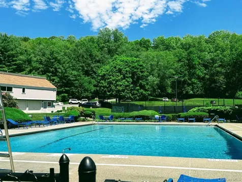 29 Heritage Hills Somers NY 10589