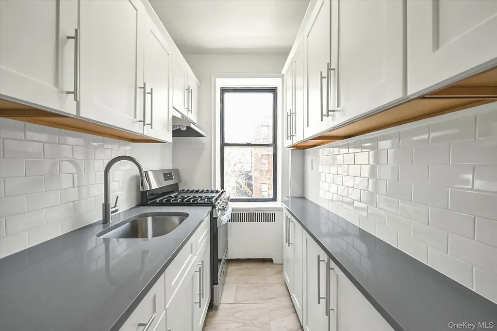 2685 Creston Avenue Bronx NY 10468