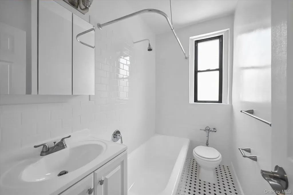 2685 Creston Avenue Bronx NY 10468