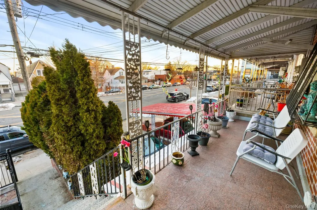 1529 Hammersley Avenue Bronx NY 10469