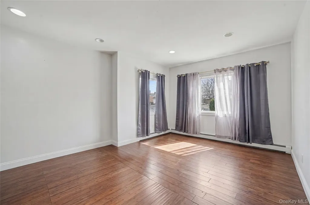 77 Robertson Avenue White Plains NY 10606
