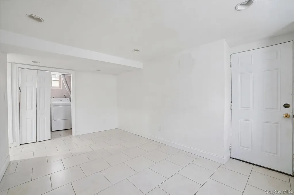 77 Robertson Avenue White Plains NY 10606