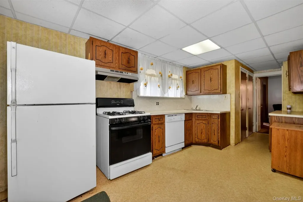 3512 Utopia Parkway Flushing NY 11358