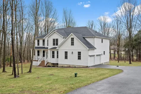 159 Rombout Road Poughkeepsie NY 12603