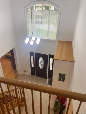 18 Crosshill Road Eastchester NY 10709