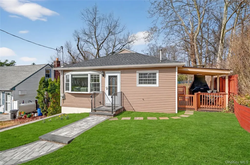 128 S Highland Avenue Ossining NY 10562