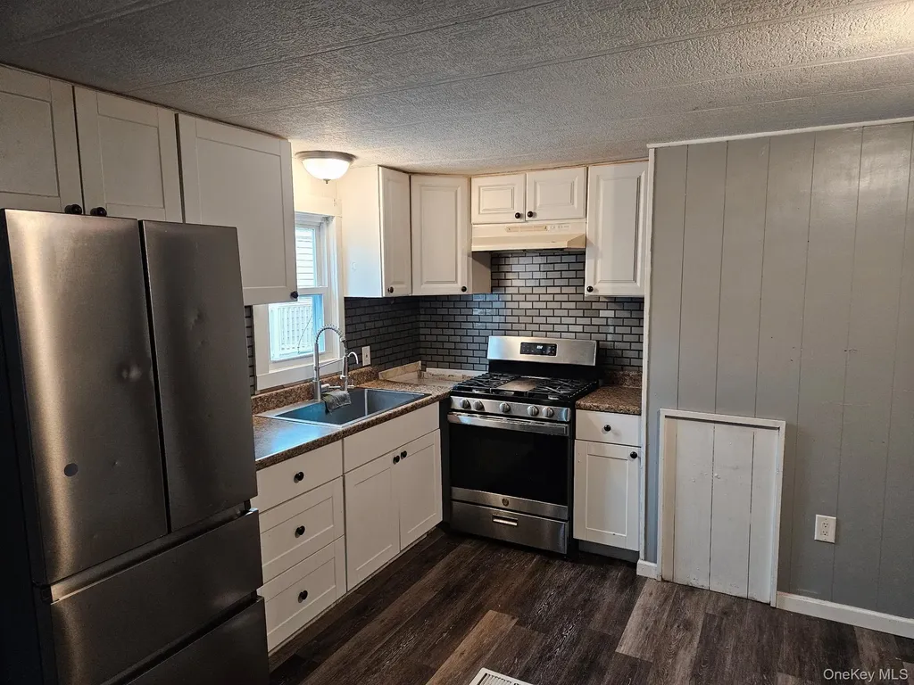 621 Sheafe Road Poughkeepsie NY 12601