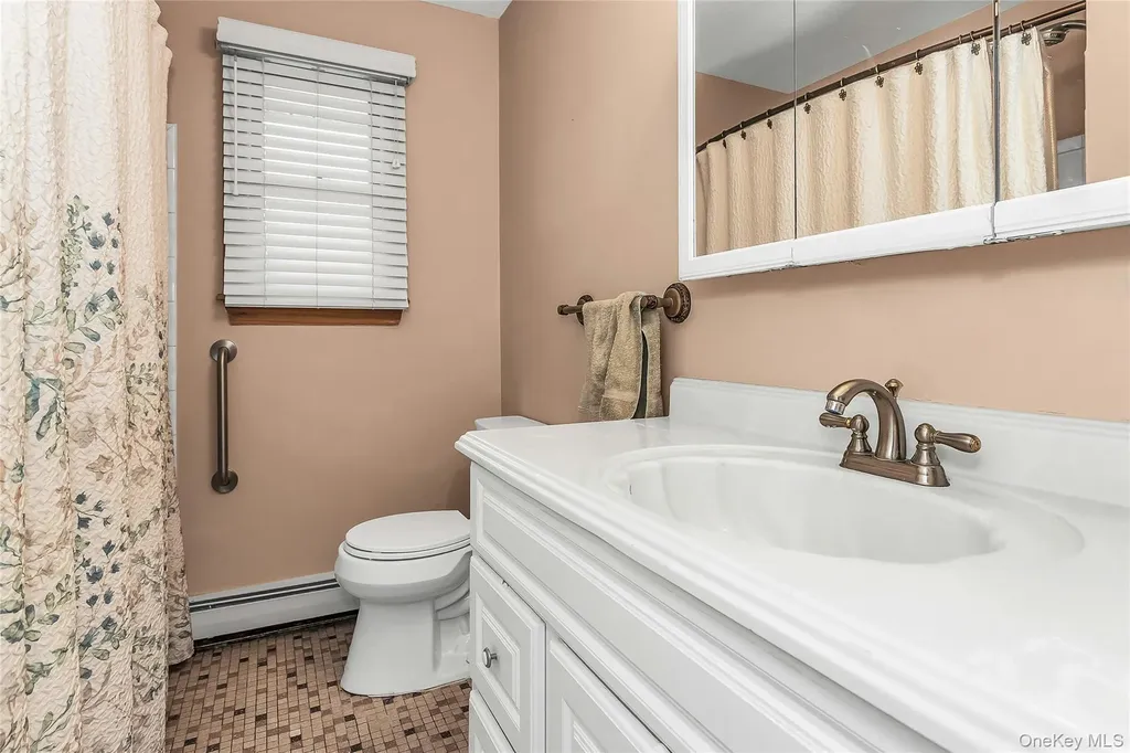 512 Elm Street West Hempstead NY 11552