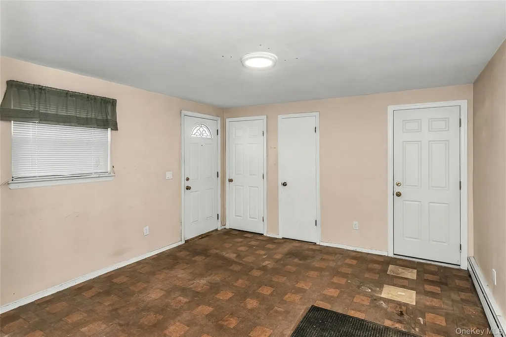 512 Elm Street West Hempstead NY 11552