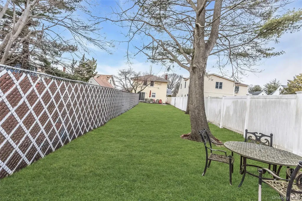 512 Elm Street West Hempstead NY 11552