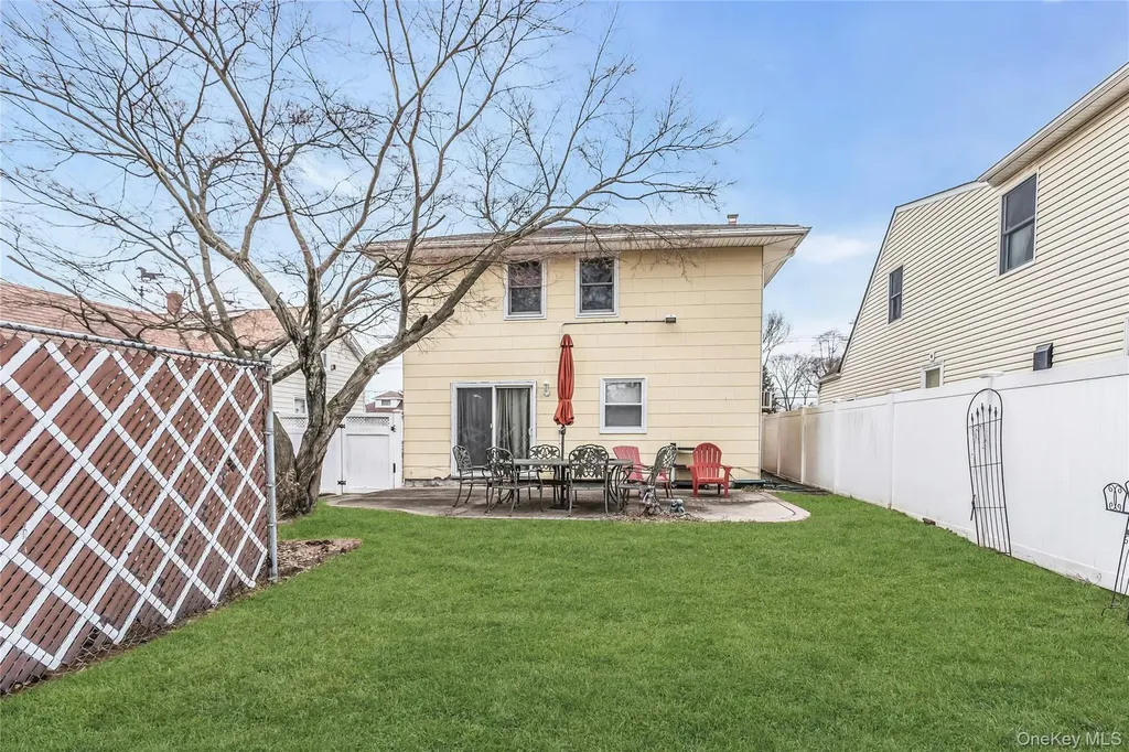 512 Elm Street West Hempstead NY 11552