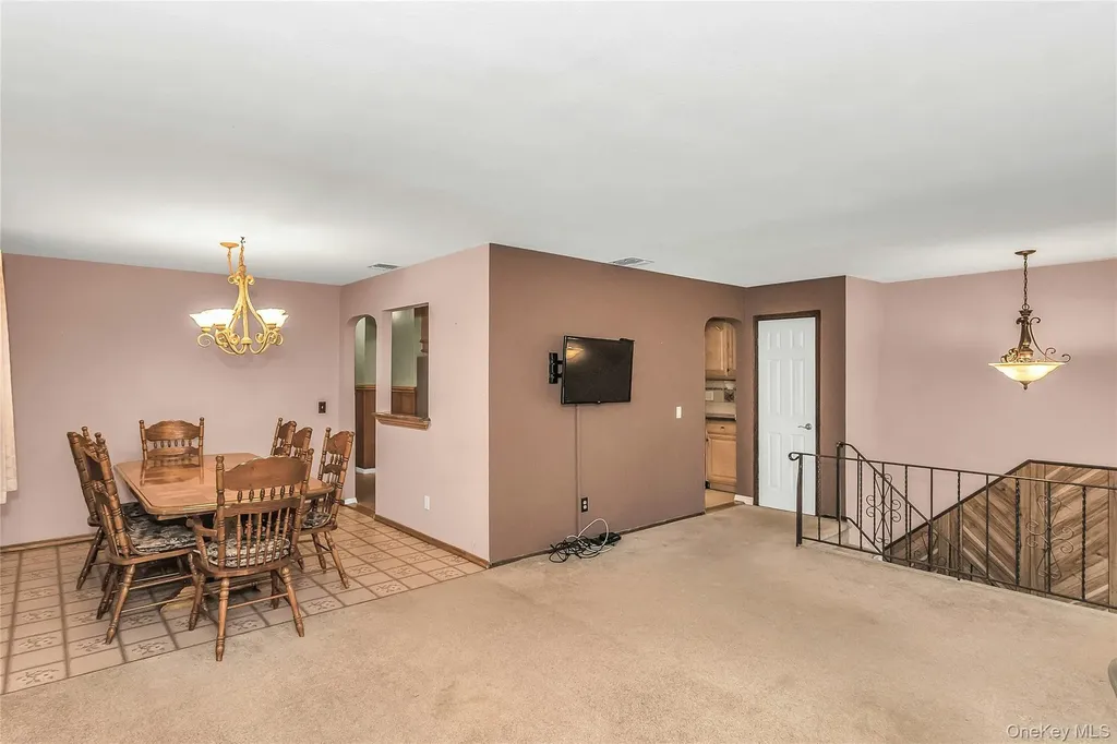 512 Elm Street West Hempstead NY 11552