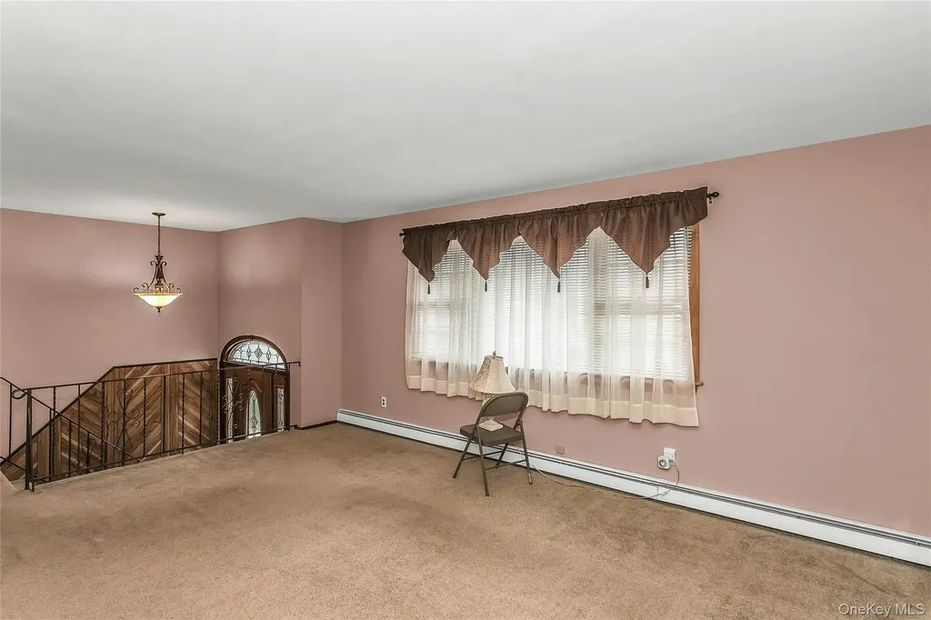 512 Elm Street West Hempstead NY 11552