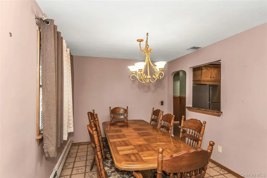 512 Elm Street West Hempstead NY 11552
