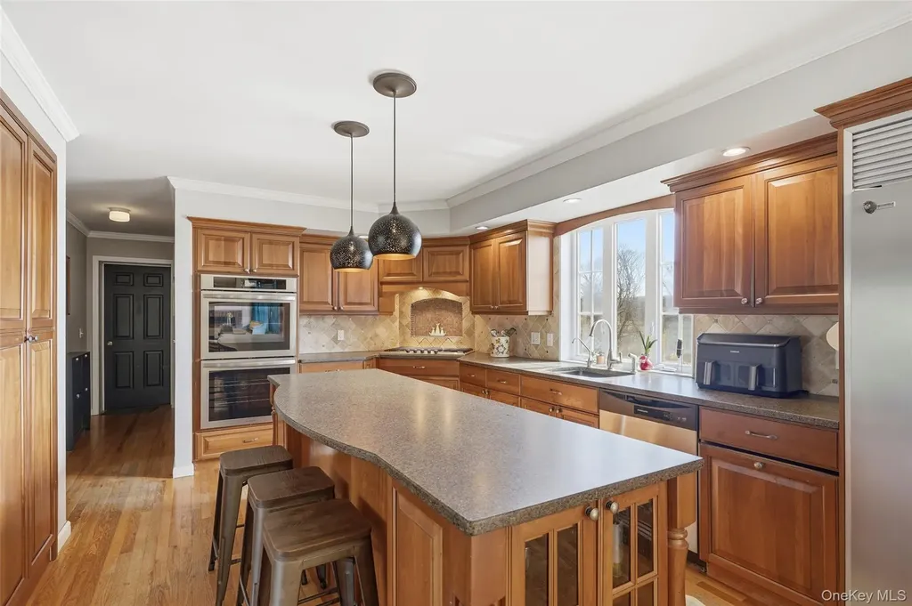 27 Ridge View Drive Patterson NY 12563