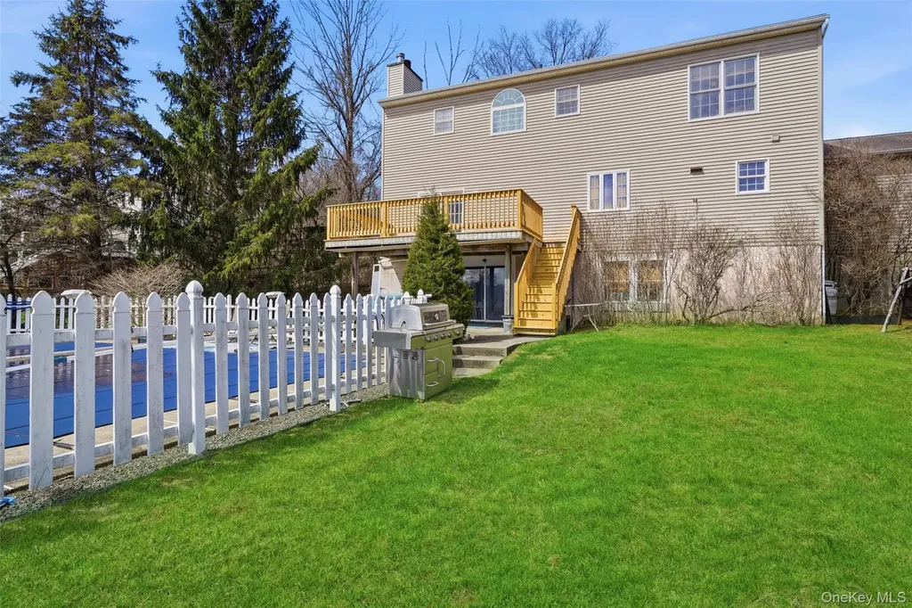 27 Ridge View Drive Patterson NY 12563