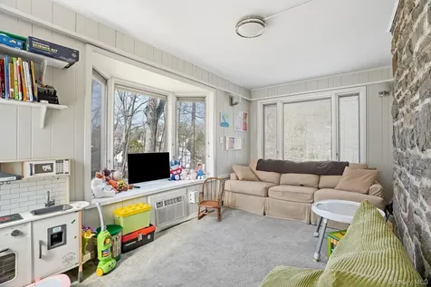 68 Allen Street Dobbs Ferry NY 10522