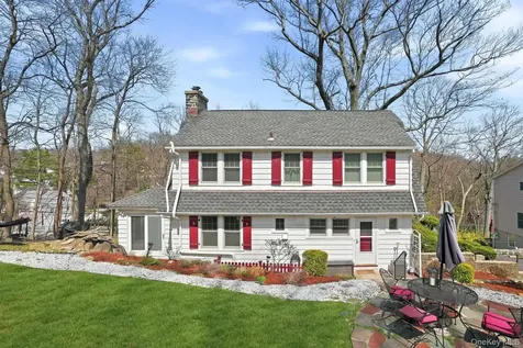 68 Allen Street Dobbs Ferry NY 10522