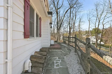 68 Allen Street Dobbs Ferry NY 10522