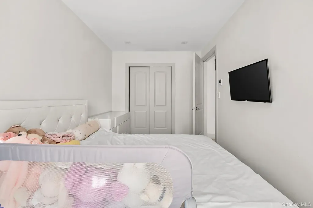 4162 Bowne Street Flushing NY 11355