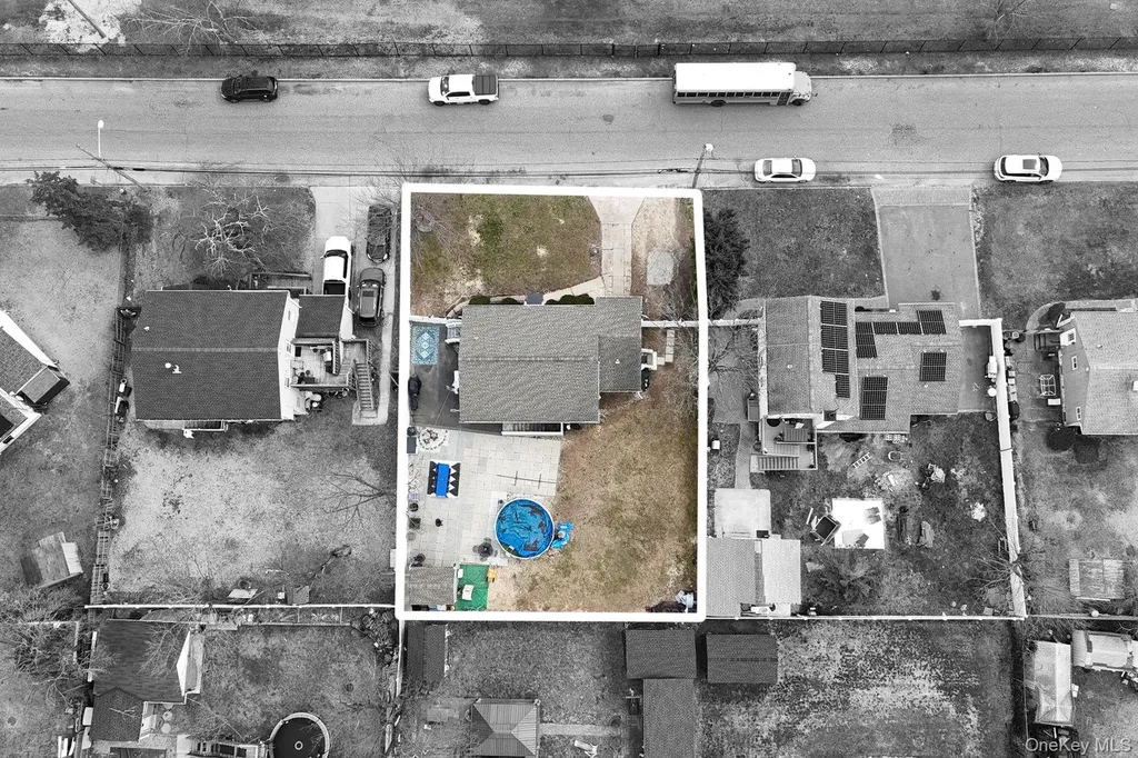 178 Timberline Drive Brentwood NY 11717